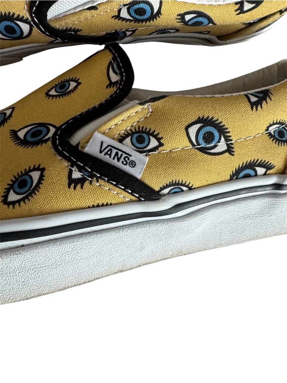 Vans Looking Glass Slip On Sneakers Eyeballs Yellow Size 7 W 5.5 M - Picture 3 of 5